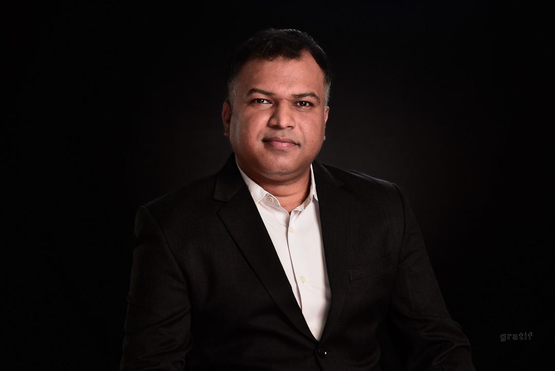 Linkedin Headshots image thumbnail 5