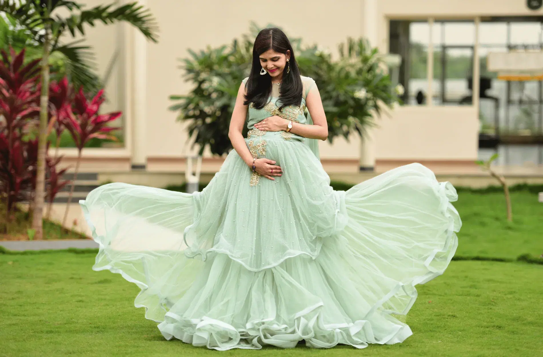 Maternity Photoshoot image thumbnail 8